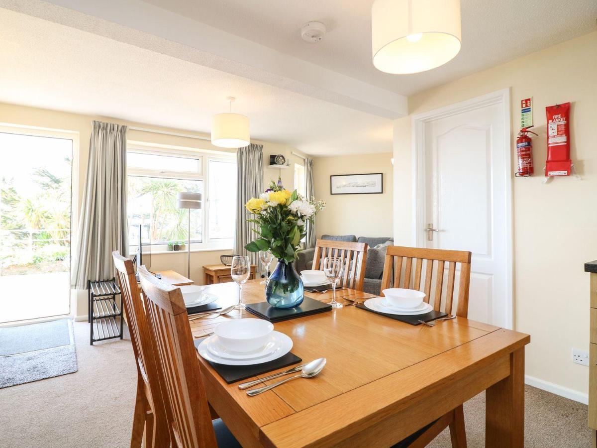 Downderry  Apartment 2 - Mount Brioni מראה חיצוני תמונה